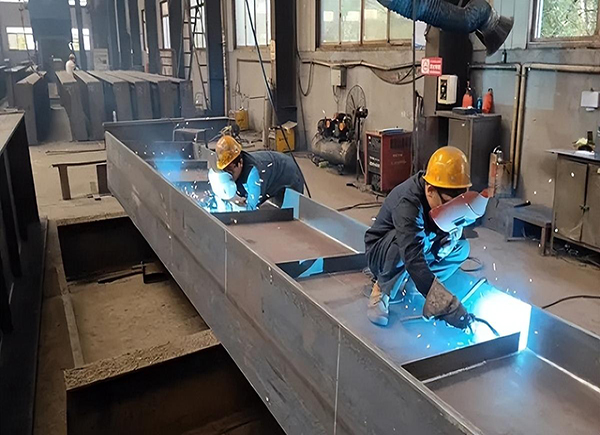 4月天,雨季來臨,沈陽鋼結(jié)構(gòu)工程怎樣施工才能保證安全